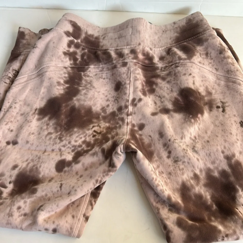 Lululemon Warm Down Jogger marble maroon pink tie dye drawstring waist pockets